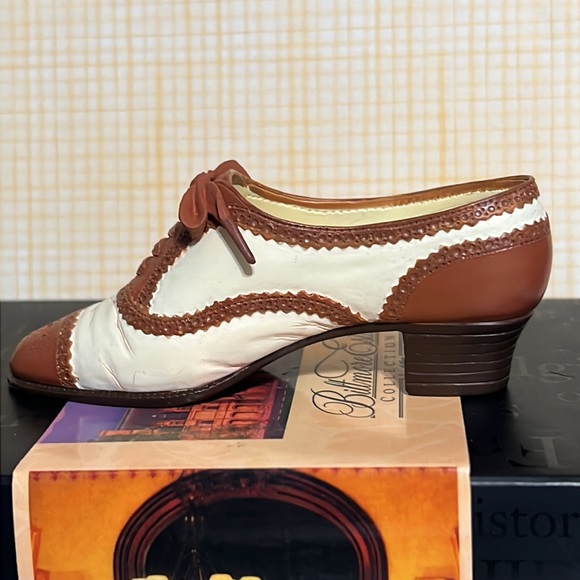 Just the Right Shoe "Brogue Ballyhoo" #25416 Collectible miniature - Picture 6 of 8